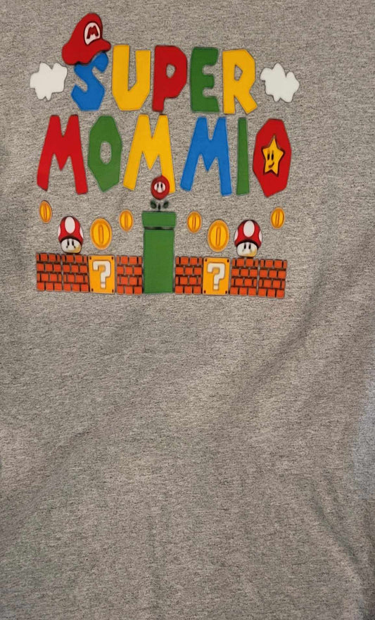 "Super Mommio" T-Shirt